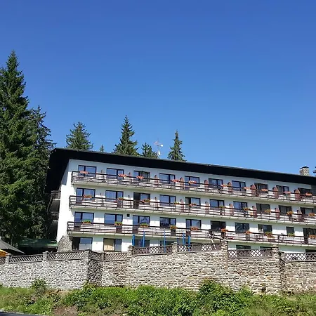 Stella Hotel 3*